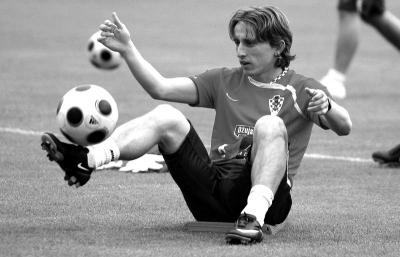 阿莫林“下课”，曼联寻找新主帅