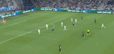 不止热血竞技！中国人寿寿险镇江市分公司在CBA赛场传递温情守护