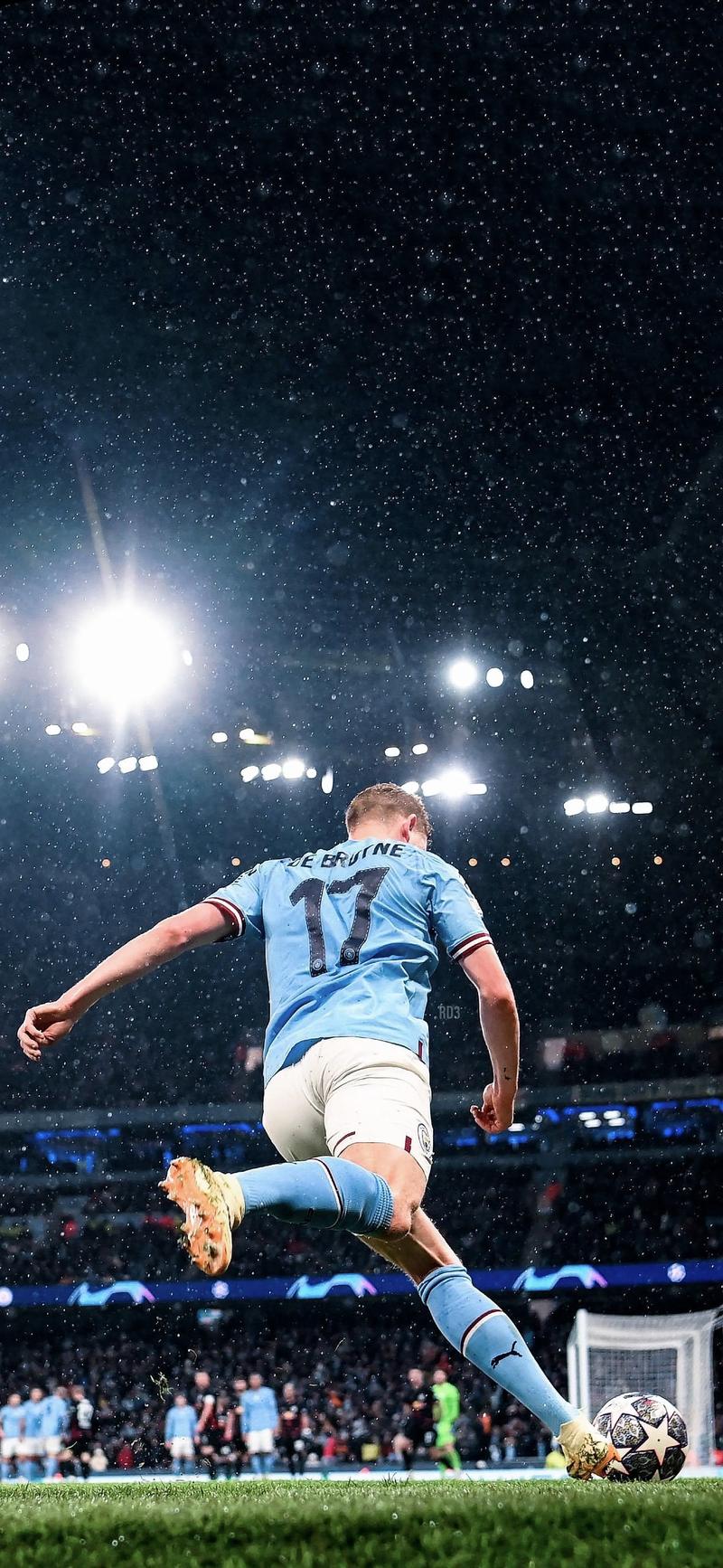 谢什科梅开二度难救主，2-2爆冷！曼联3连平，利物浦隔空收礼