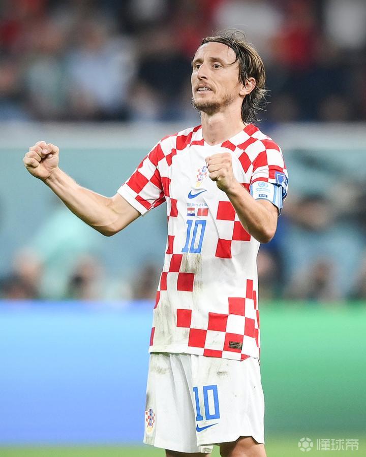 [德甲]萨内双响 拜仁险胜圣保利