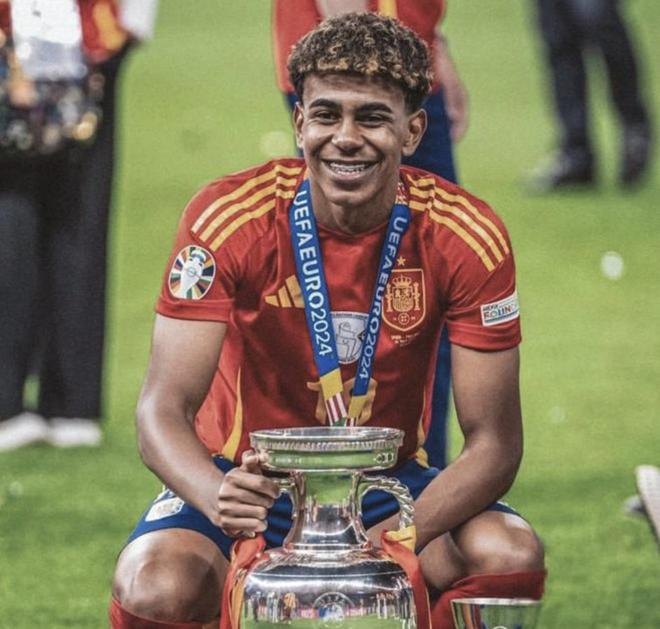 李昊守住了平局！补时最后一分钟再次神扑